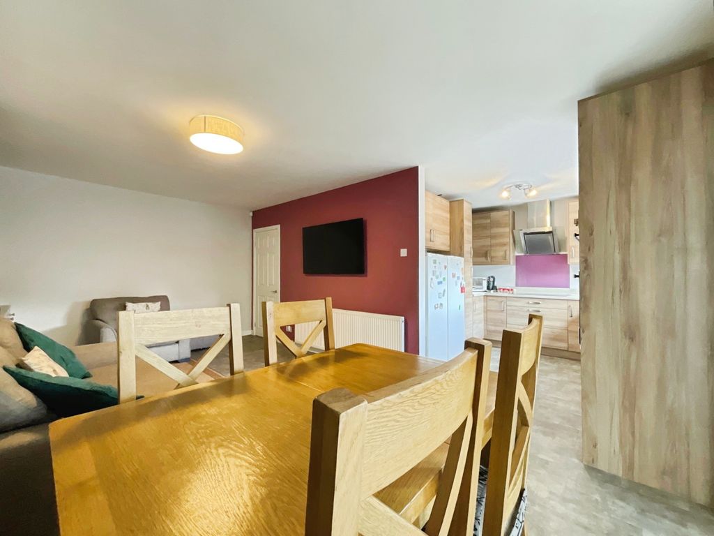 Property photo 2 of 22 Img_7053
