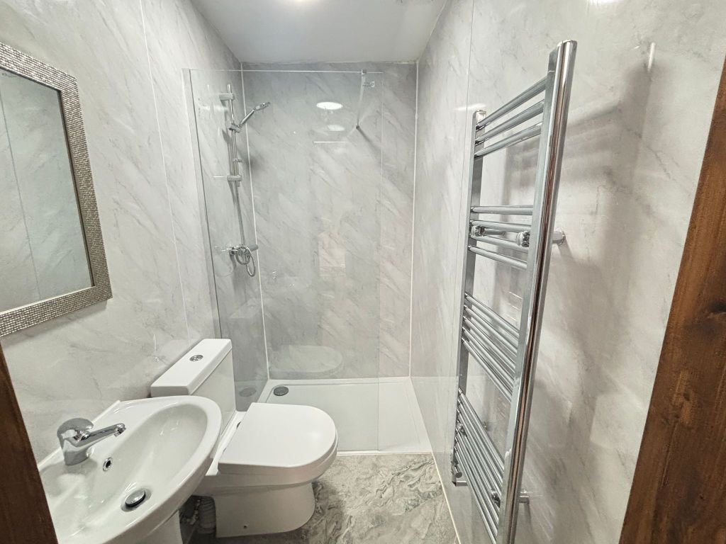 Property photo 3 of 3