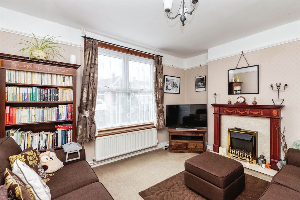 Property photo 3 of 15