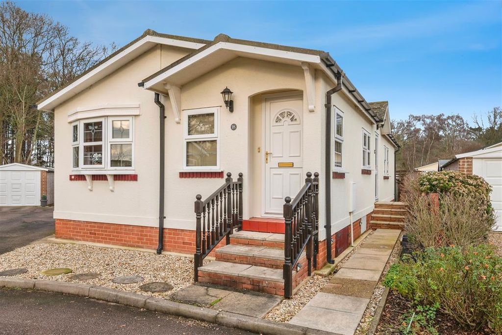 Property photo 2 of 24