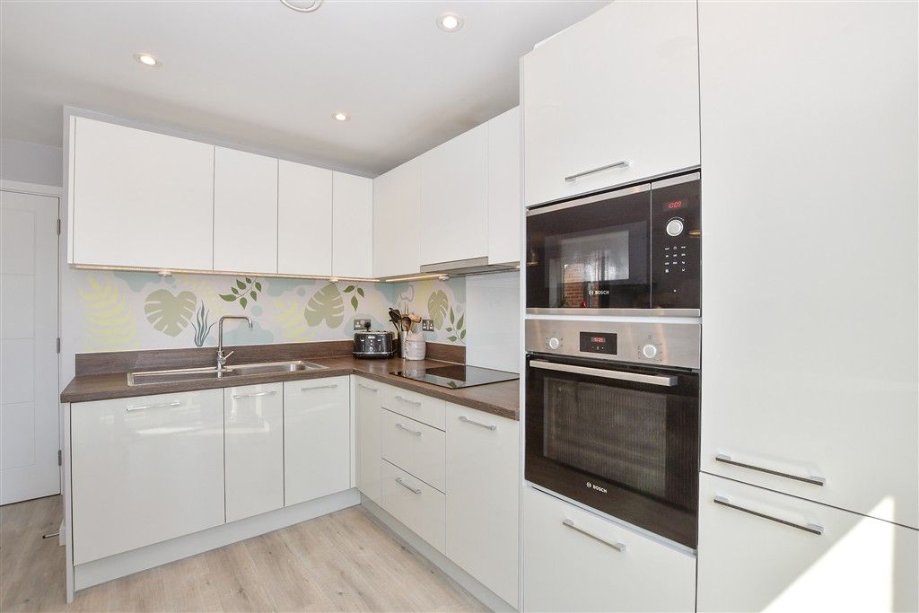Property photo 3 of 14 Kitchen/Lounge/ Diner