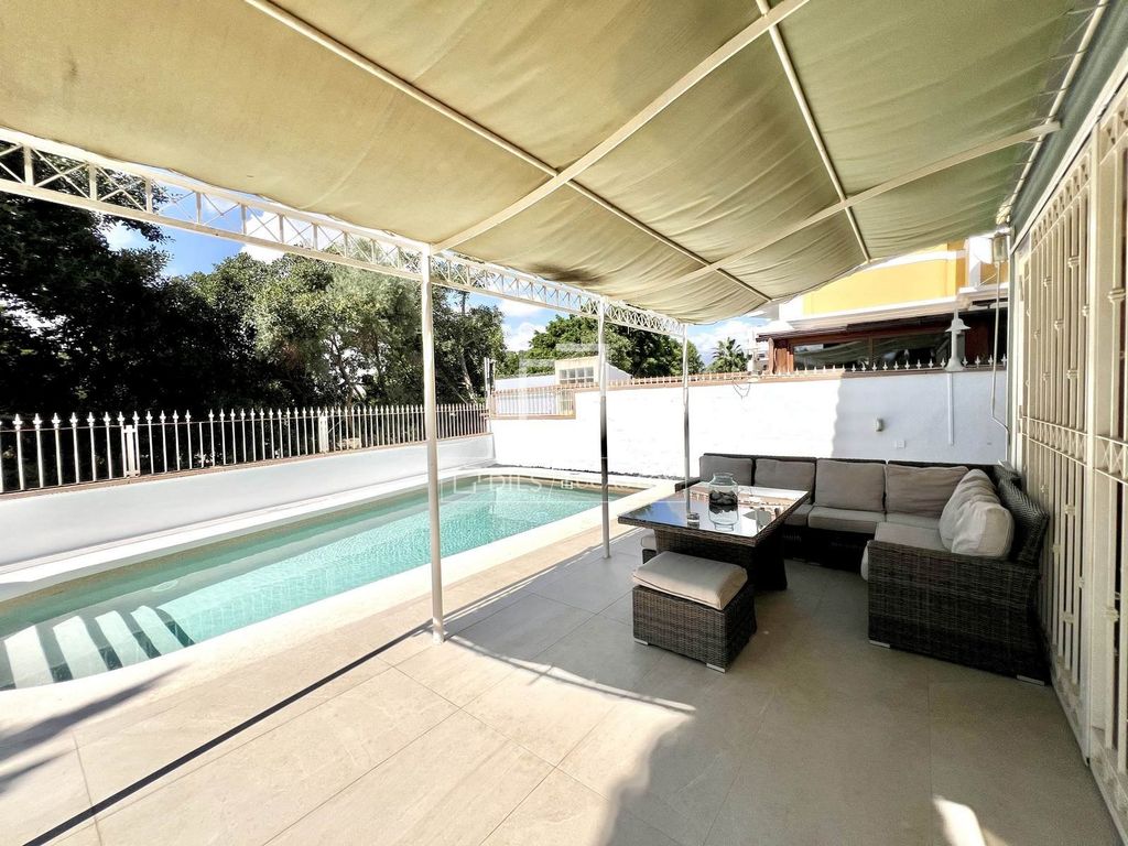 Property photo 1 of 33