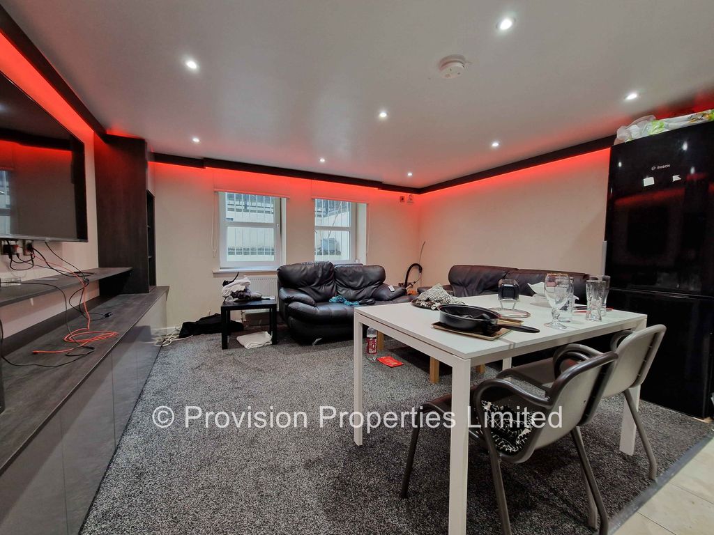 Property photo 1 of 9 Photo