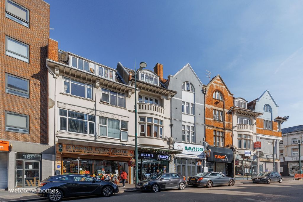 Property photo 1 of 9