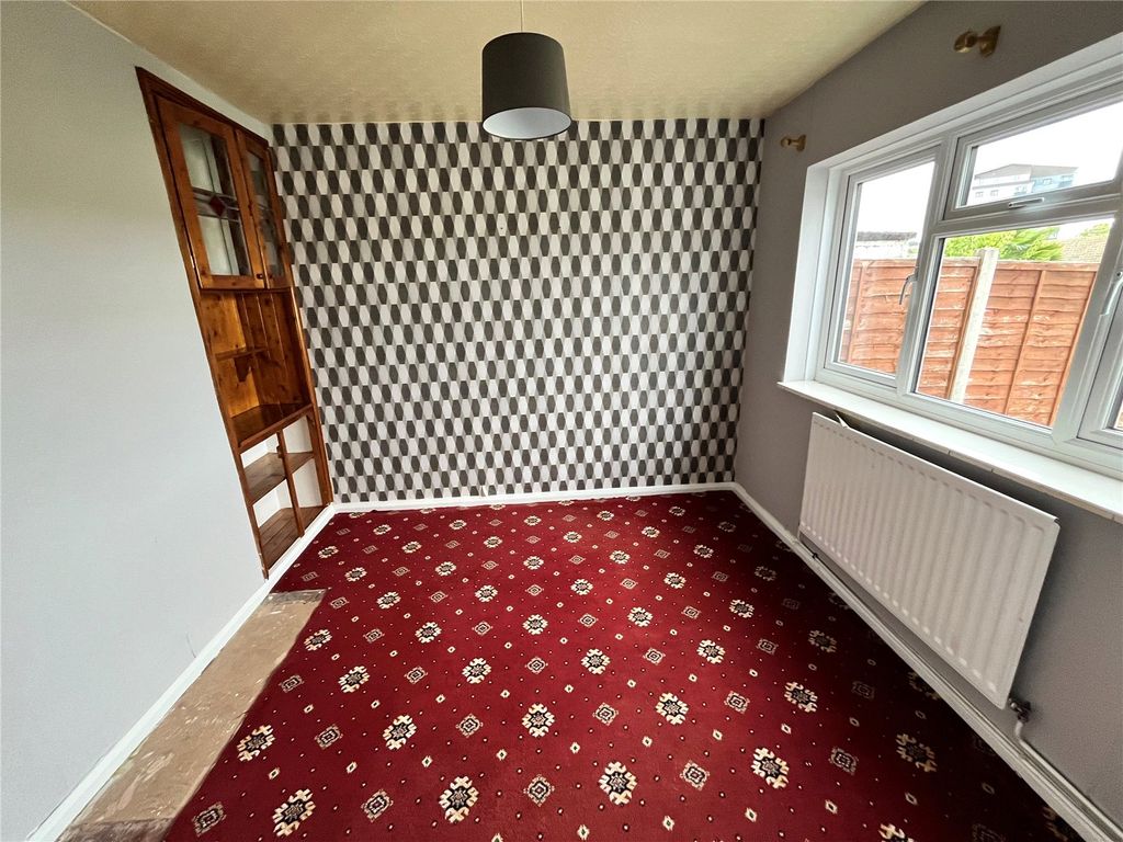 Property photo 3 of 13 Picture No. 02
