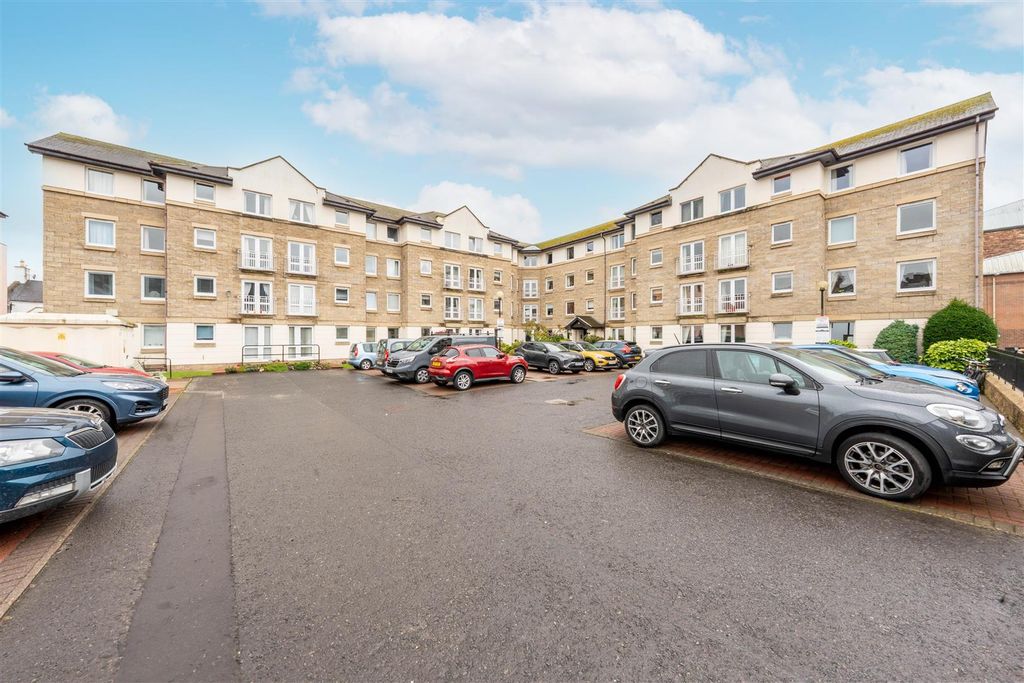 Property photo 1 of 19 Dsc06315-Hdr.Jpg