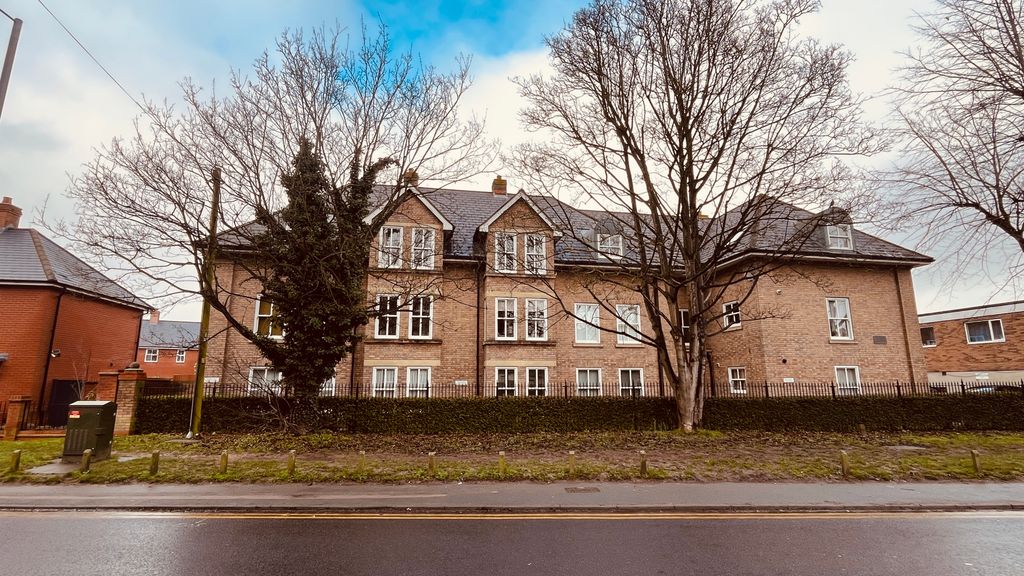 Property photo 1 of 9