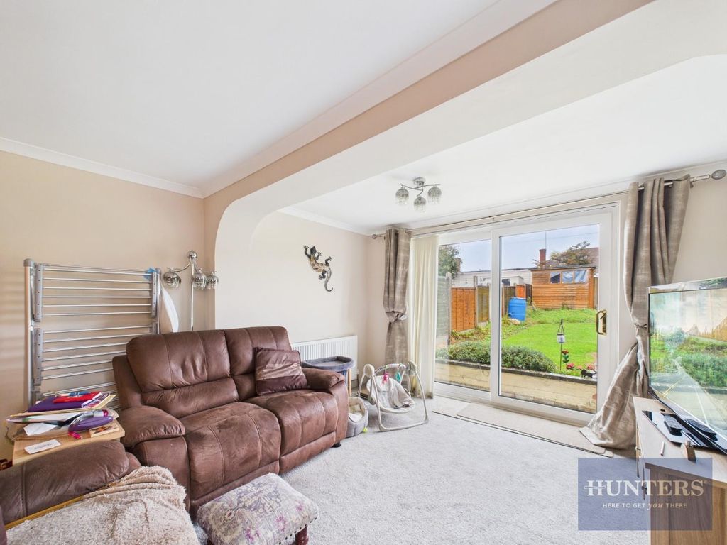 Property photo 2 of 14 Living Room