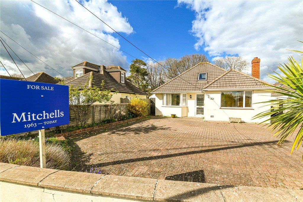 Property photo 1 of 22 Picture No. 28