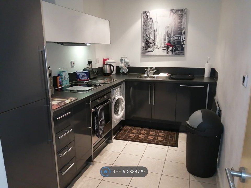 Property photo 3 of 15 Kitchen