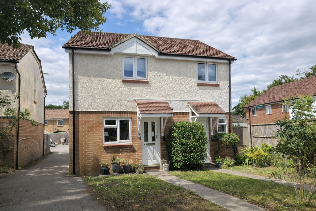 Property photo 1 of 8
