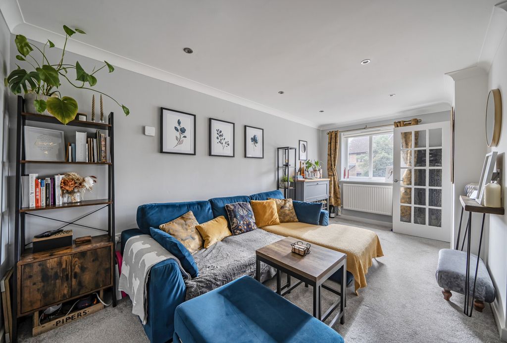 Property photo 2 of 17 1418115-19-69A01c...