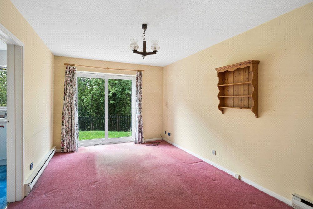 Property photo 2 of 7 Sitting Room