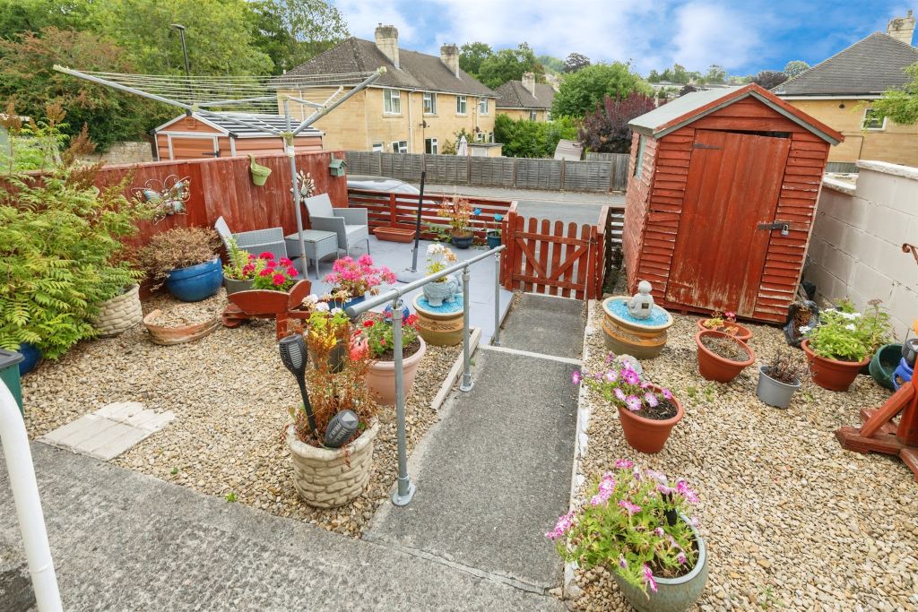 Property photo 2 of 16