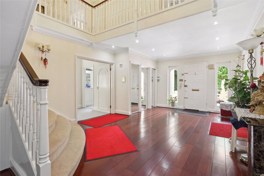 Property photo 3 of 17 Picture No. 10