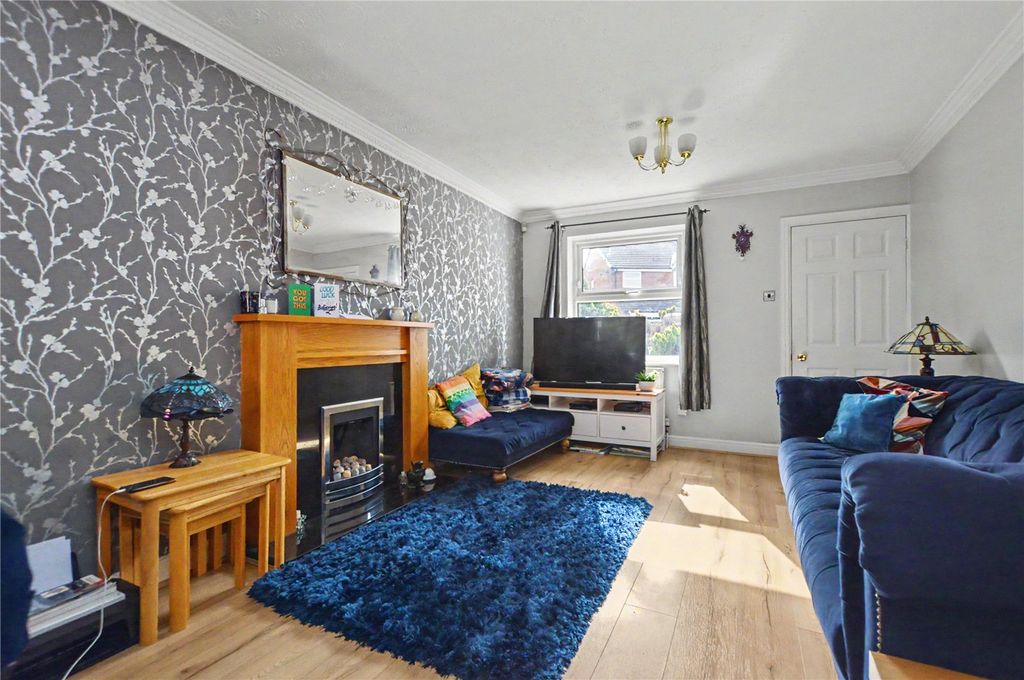 Property photo 2 of 18 Picture No. 04