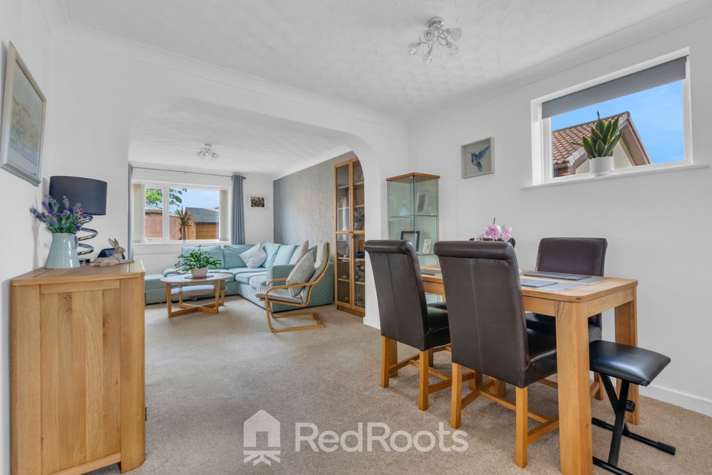 Property photo 3 of 26 4460323