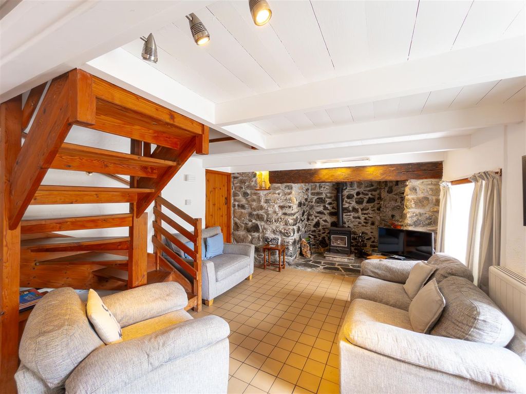 Property photo 3 of 20 The Beach House, Porthallow-11.Jpg