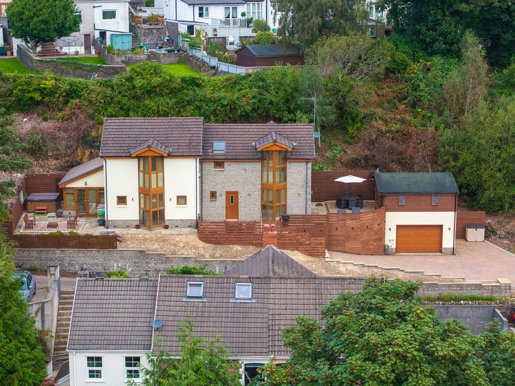 Property photo 1 of 37 Main Image