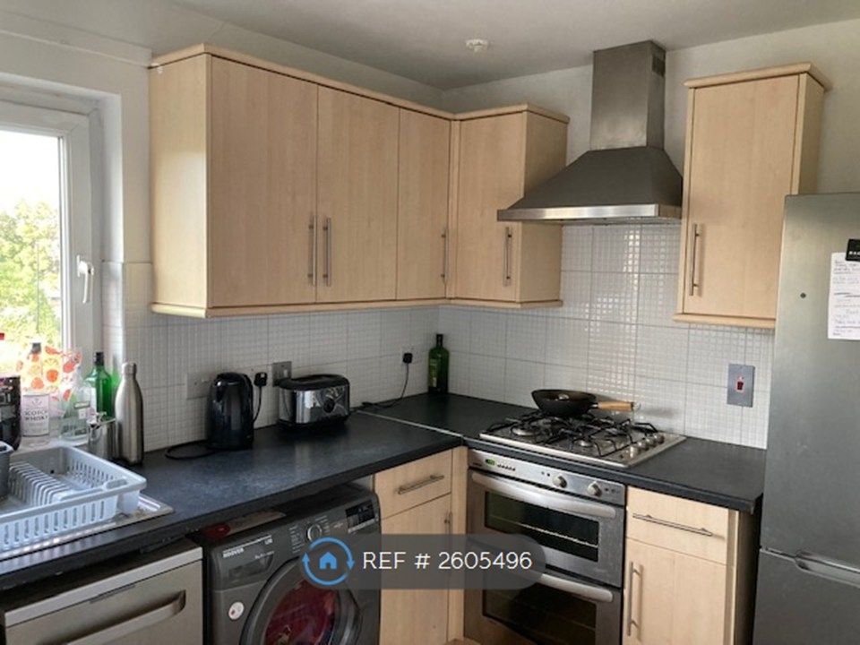 Property photo 1 of 13 Kitchen