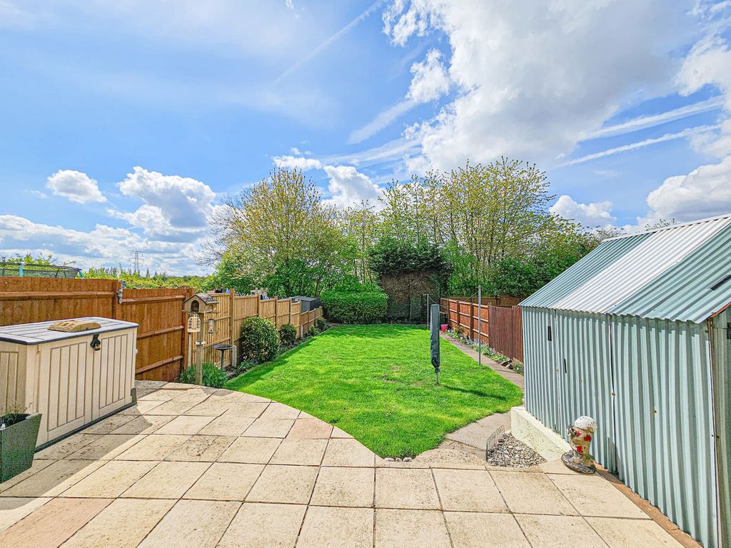 Property photo 2 of 22