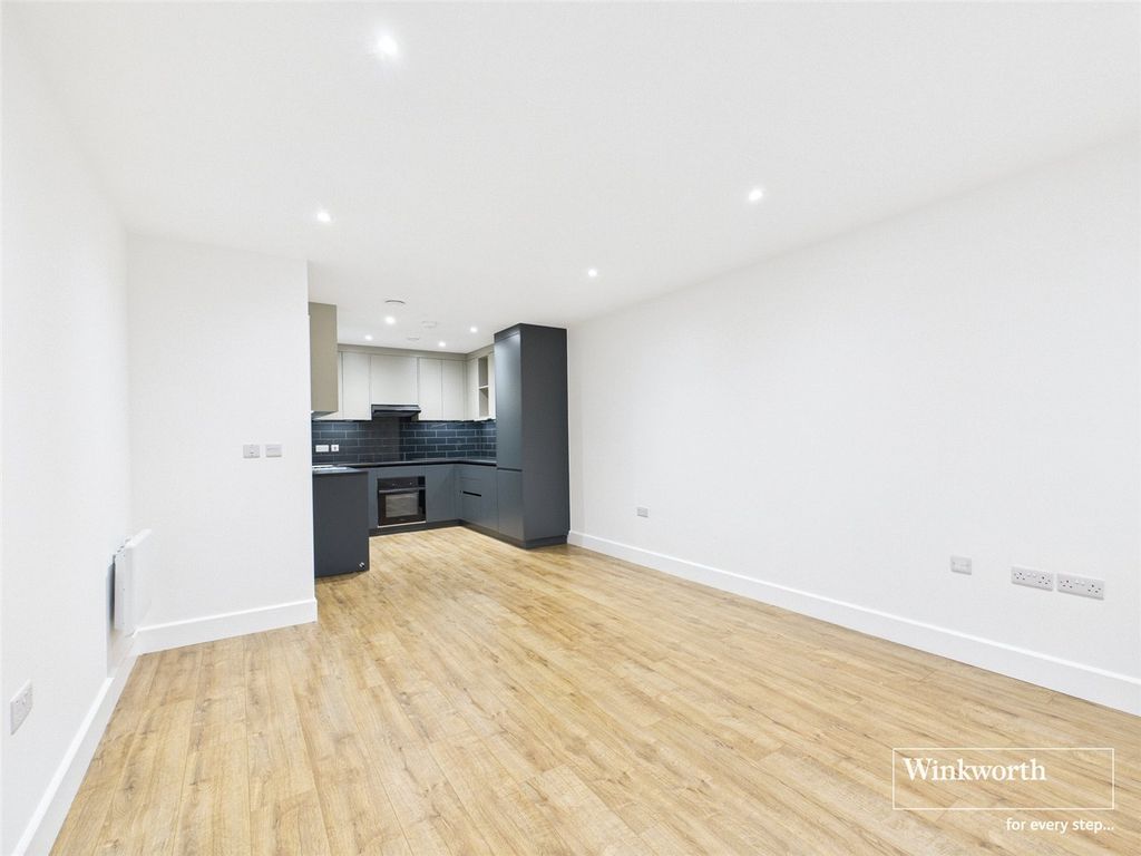 Property photo 3 of 8 Picture No. 09