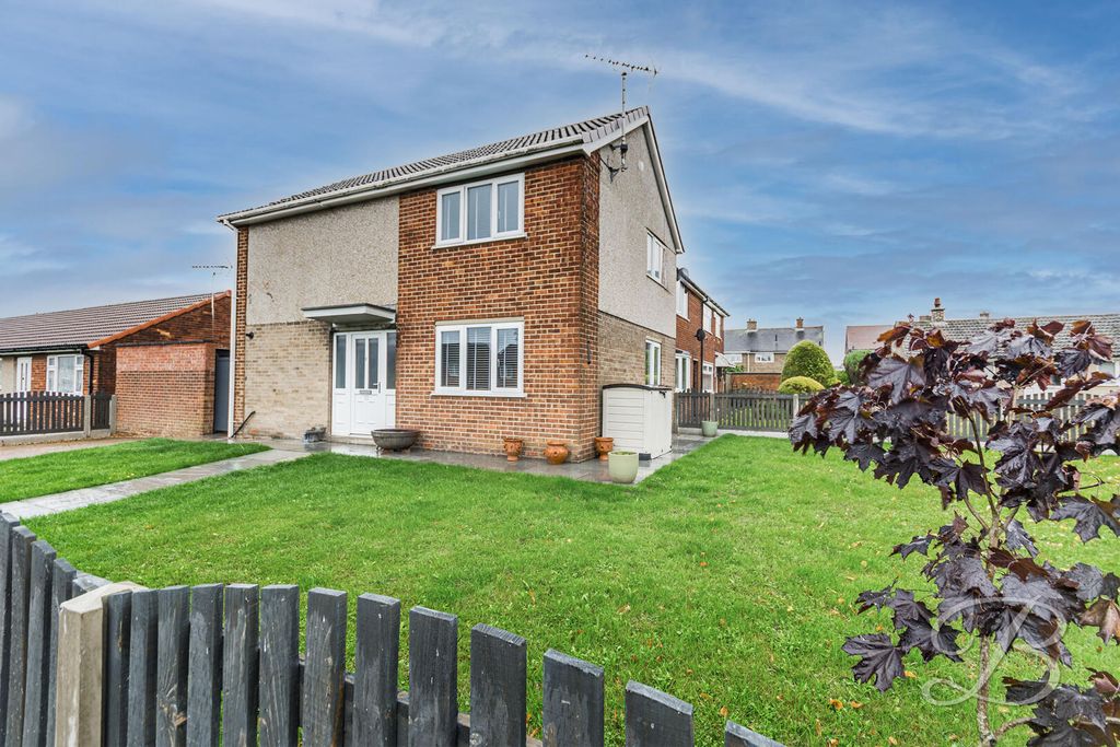 Property photo 1 of 22 Front (Exterior)