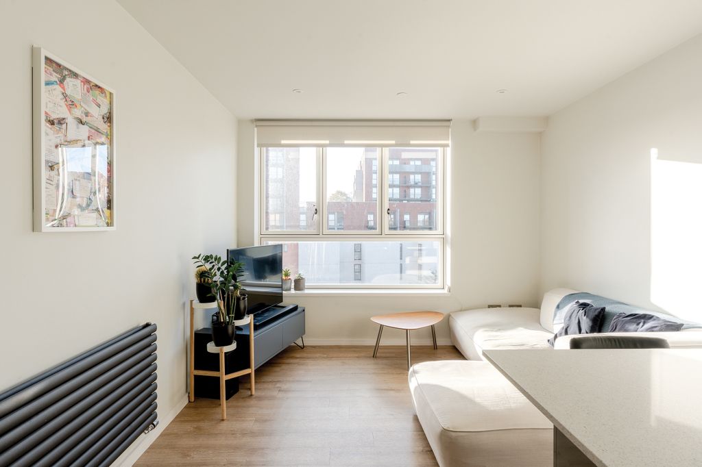 Property photo 2 of 16 Photo 2