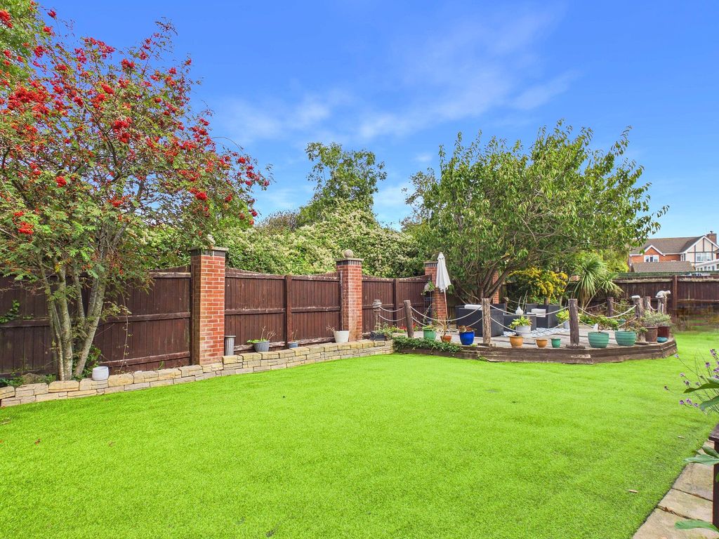 Property photo 3 of 36