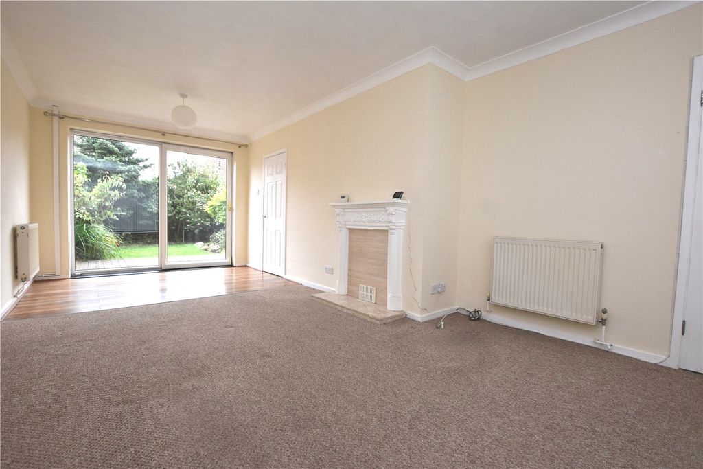 Property photo 2 of 18 Picture No. 19