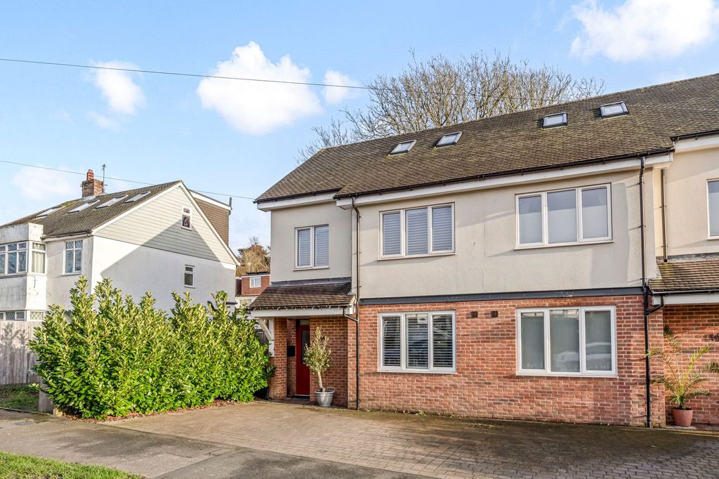 Property photo 1 of 23