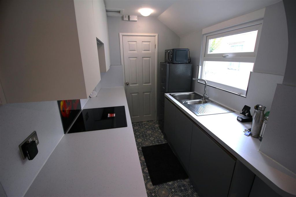 Property photo 2 of 9 Img_2399.Jpg