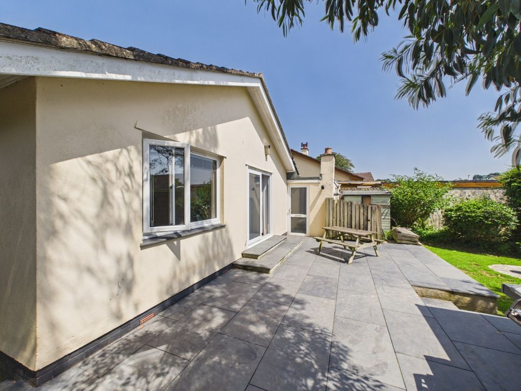Property photo 2 of 22 3376875