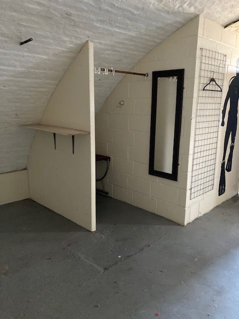 Property photo 1 of 2