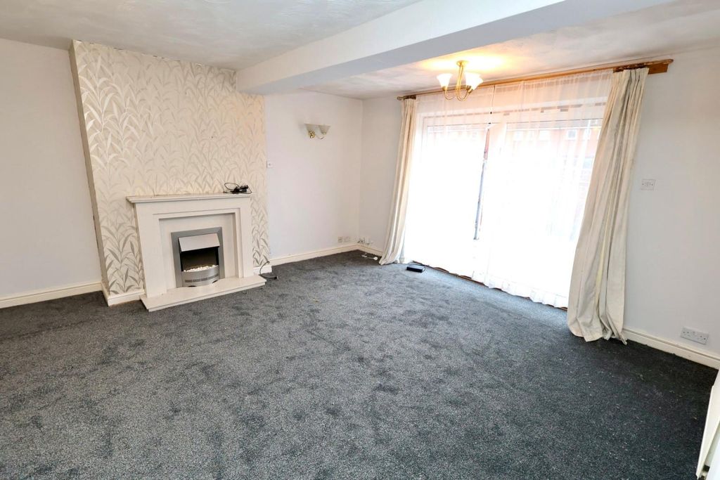 Property photo 3 of 17 2.Jpg