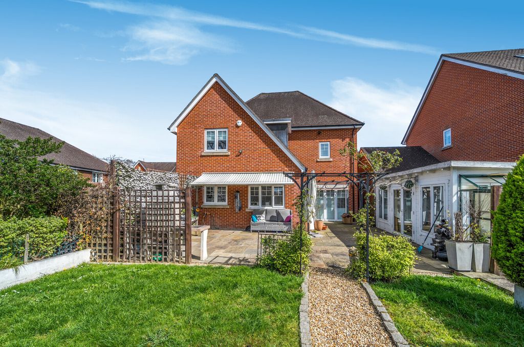 Property photo 1 of 24 1440424-8-69d92Cb...