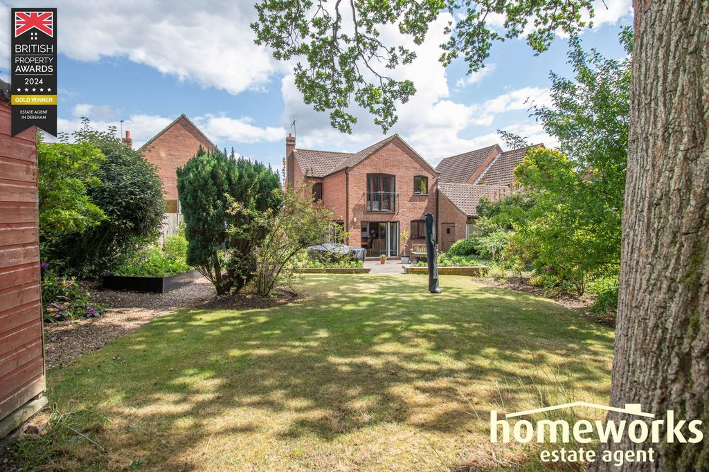 Property photo 1 of 21