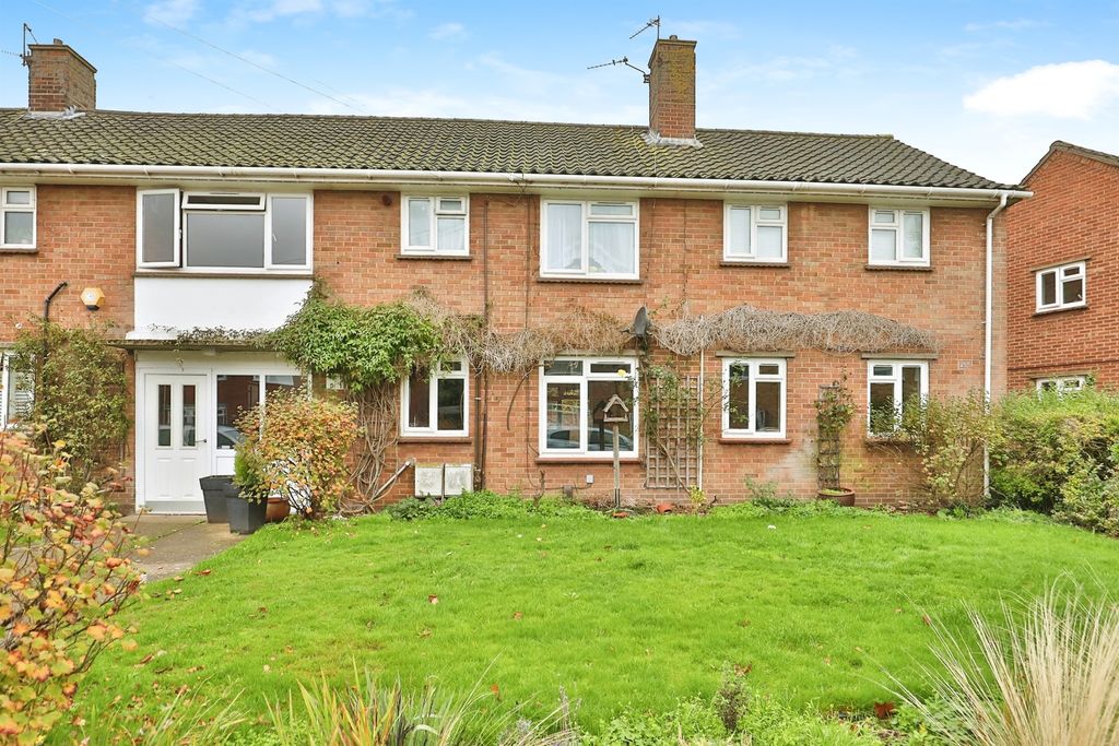 Property photo 1 of 17