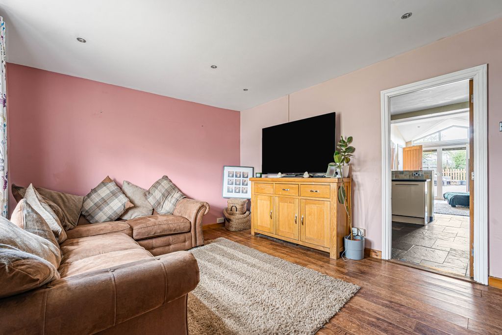 Property photo 3 of 22