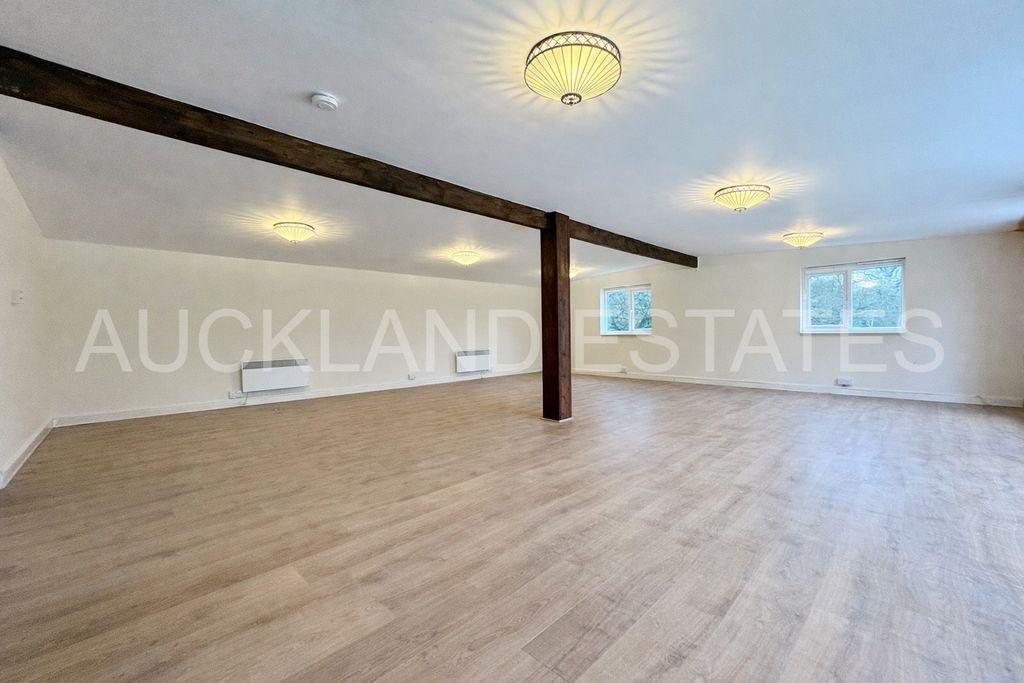 Additional image 40 of 5 bed detached house for saleFoxes Lane, Brookmans Park AL9