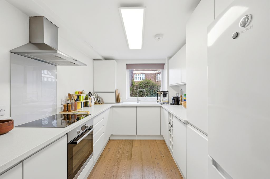 Property photo 3 of 14 Picture No. 10