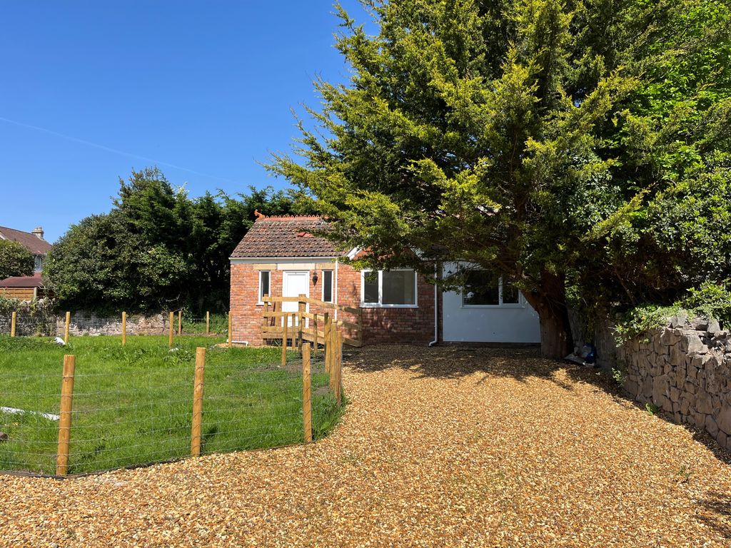 Property photo 3 of 18 23