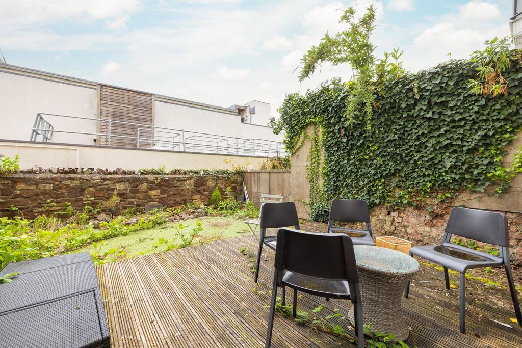 Property photo 2 of 14 Char0095.Jpg