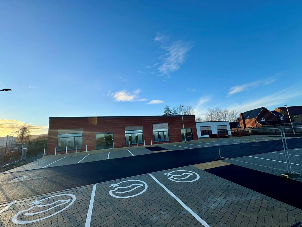 Property photo 1 of 4 Front 1