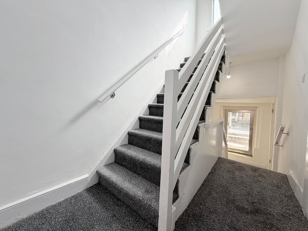 Property photo 3 of 9 Picture No. 02