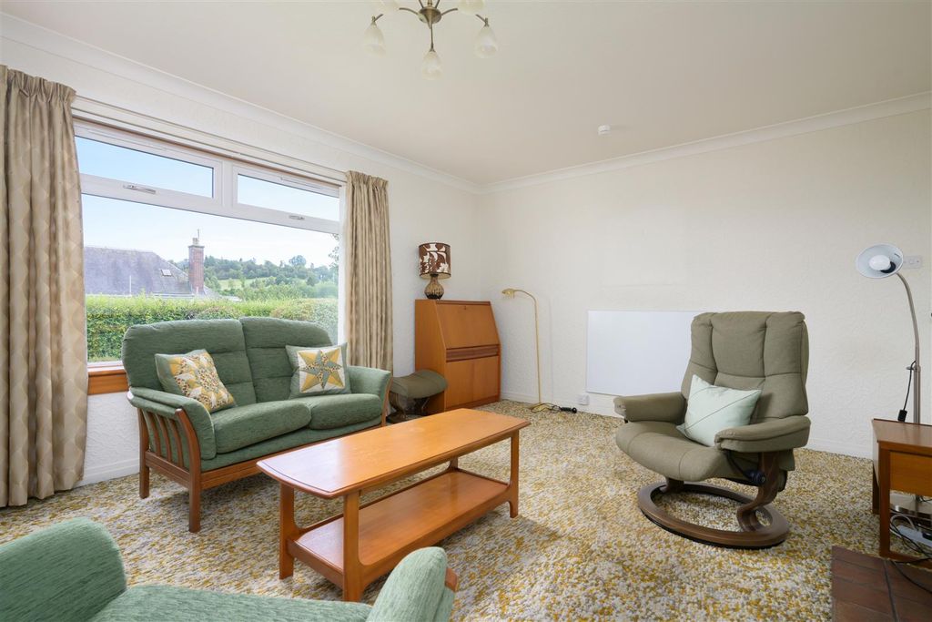 Property photo 2 of 19 S002.Jpg