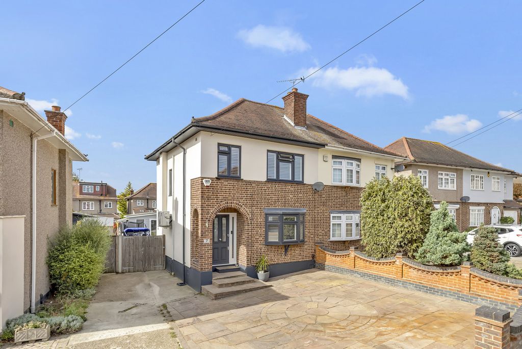 Property photo 1 of 20