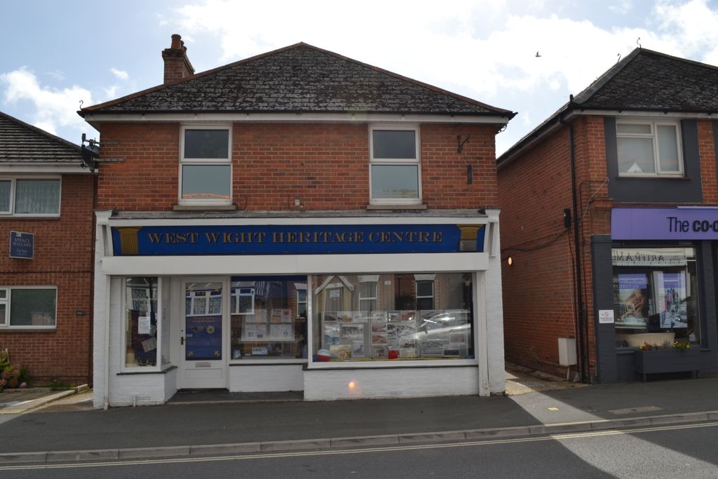 Property photo 1 of 10