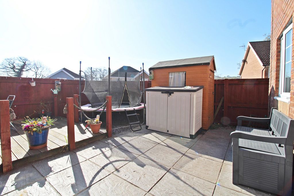 Property photo 2 of 25 Rear Garden
