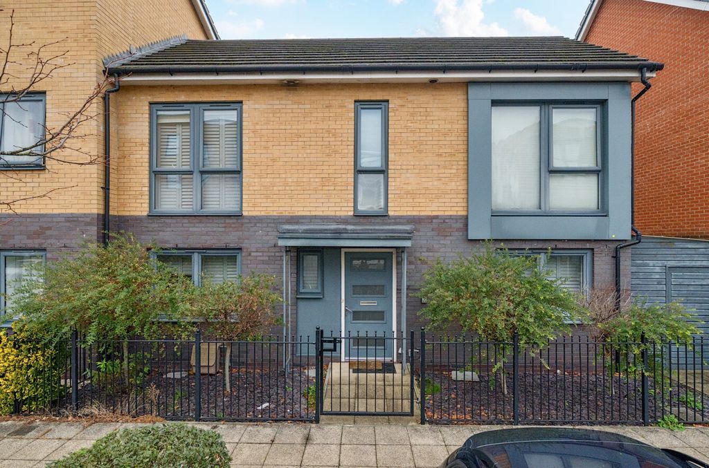 Property photo 2 of 20 1375708-2-690B8ba...